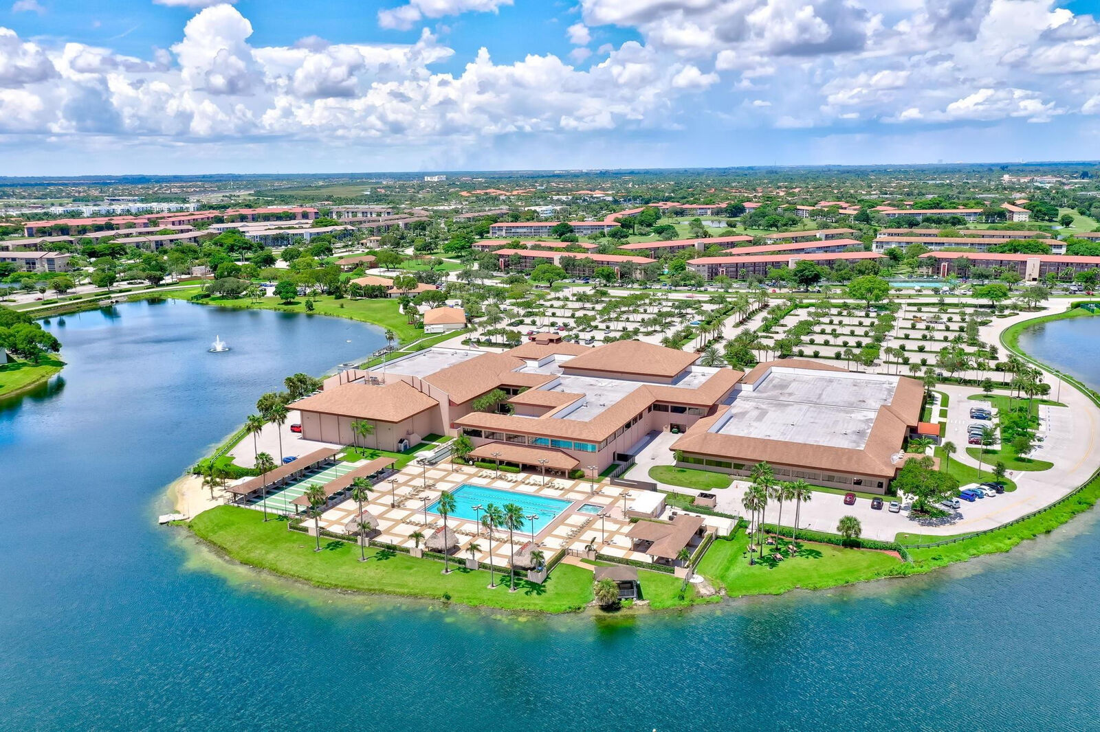 Property Photo:  1400 SW 137th Avenue 311F  FL 33027 