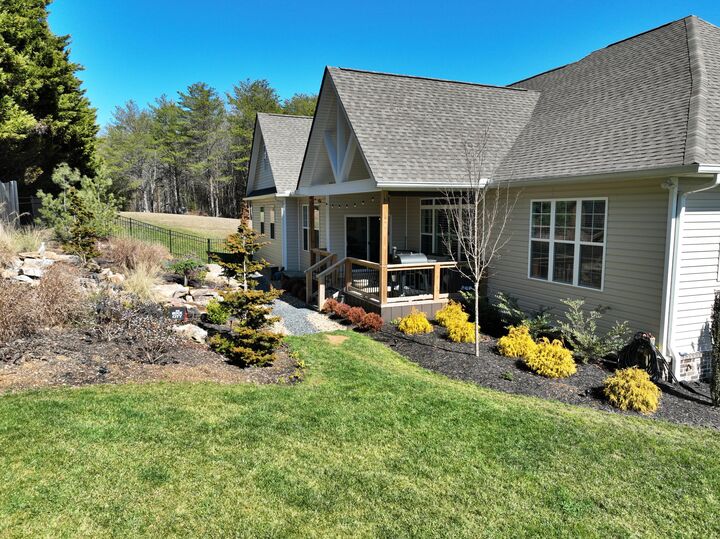 Property Photo:  404 Ottawa Drive  TN 37379 