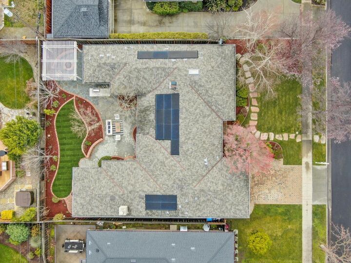 Property Photo: 1140 Denise Way CA 95125