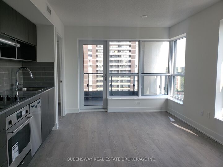 7 Mabelle Avenue 1504 — photo 1