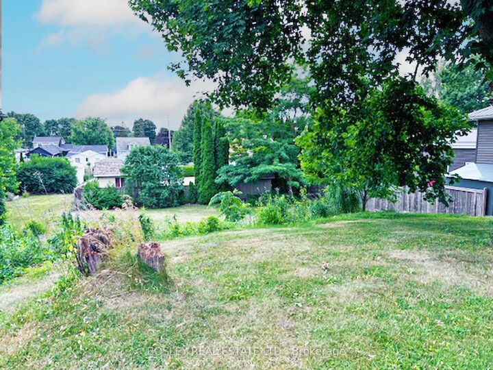 Property Photo:  175 Bruton Street  ON L1A 1V8 