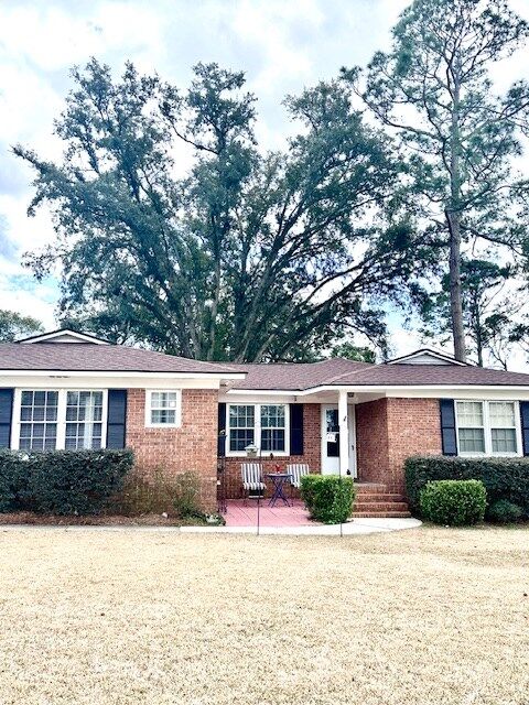 Property Photo:  2219 Riverside Dr  GA 31602 