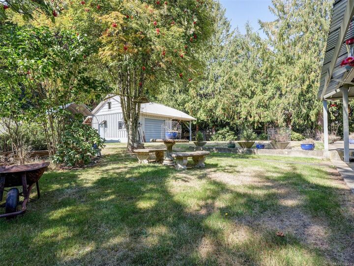 Property Photo: 2338 Church Rd BC V9Z 0W2