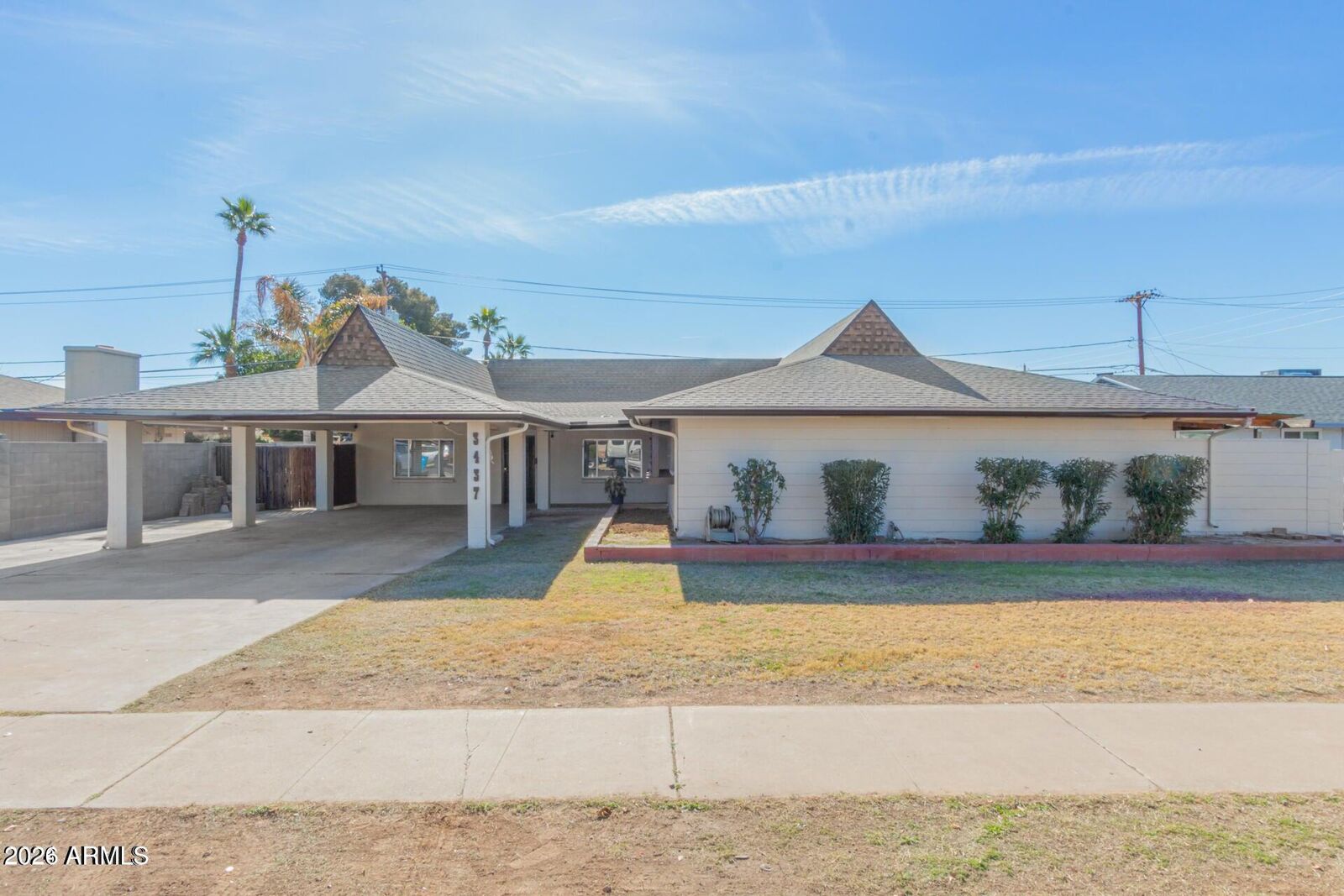 Property Photo: 3437 W Belmont Avenue AZ 85051