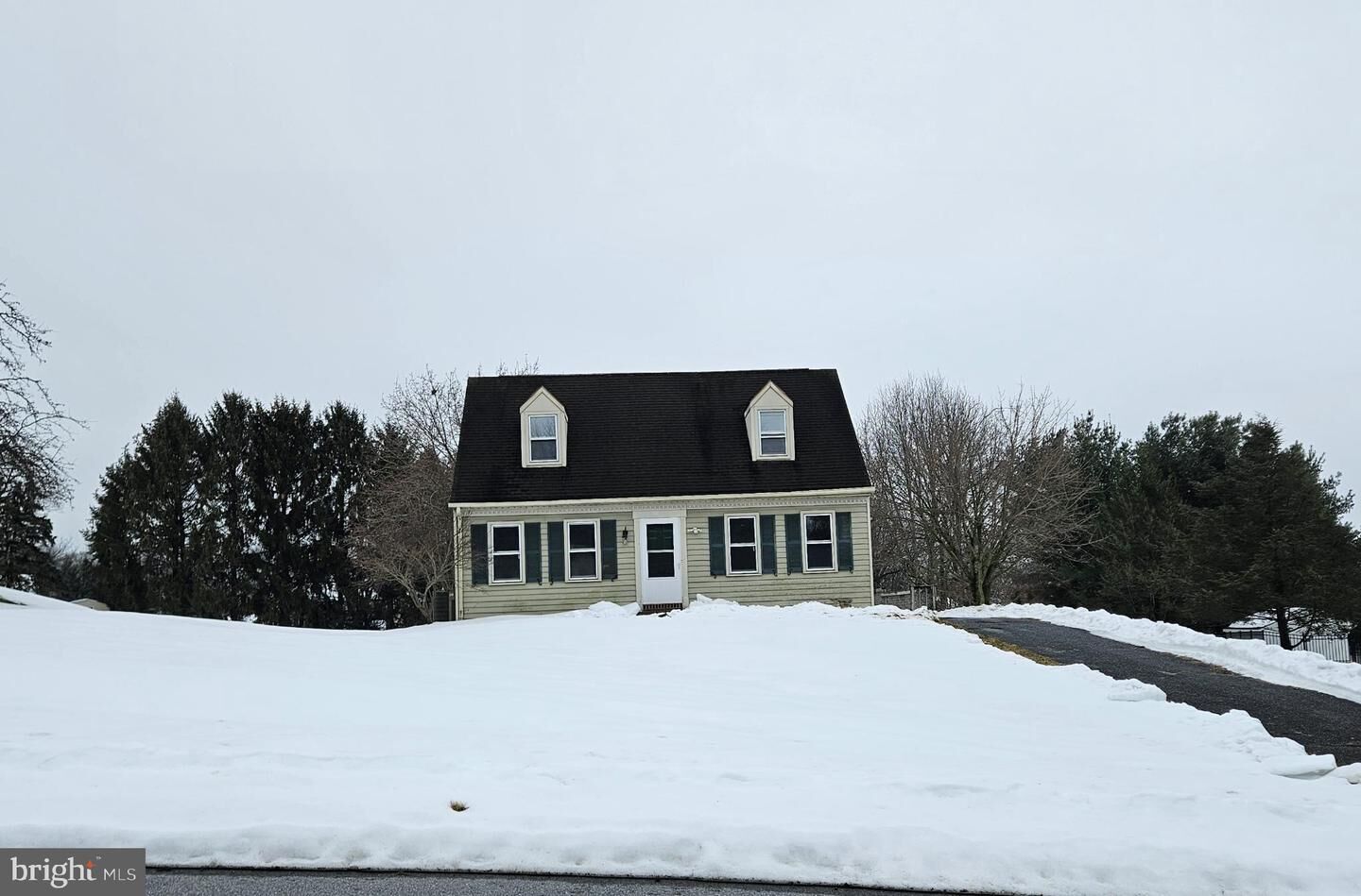 Property Photo:  725 Laurel View Drive  PA 17545 
