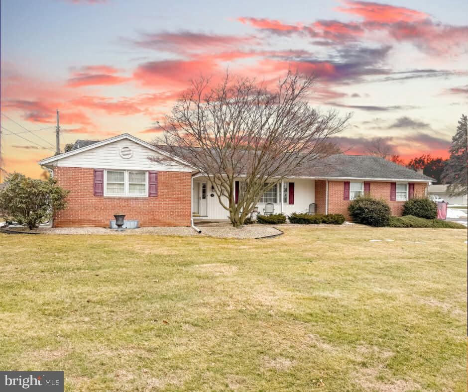 Property Photo:  34 Acorn Circle  PA 17202 