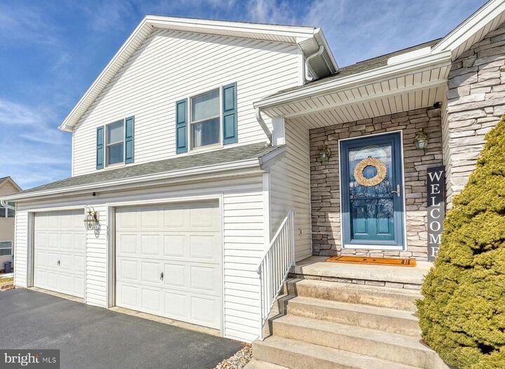 Property Photo:  331 Braddock Drive  PA 17319 