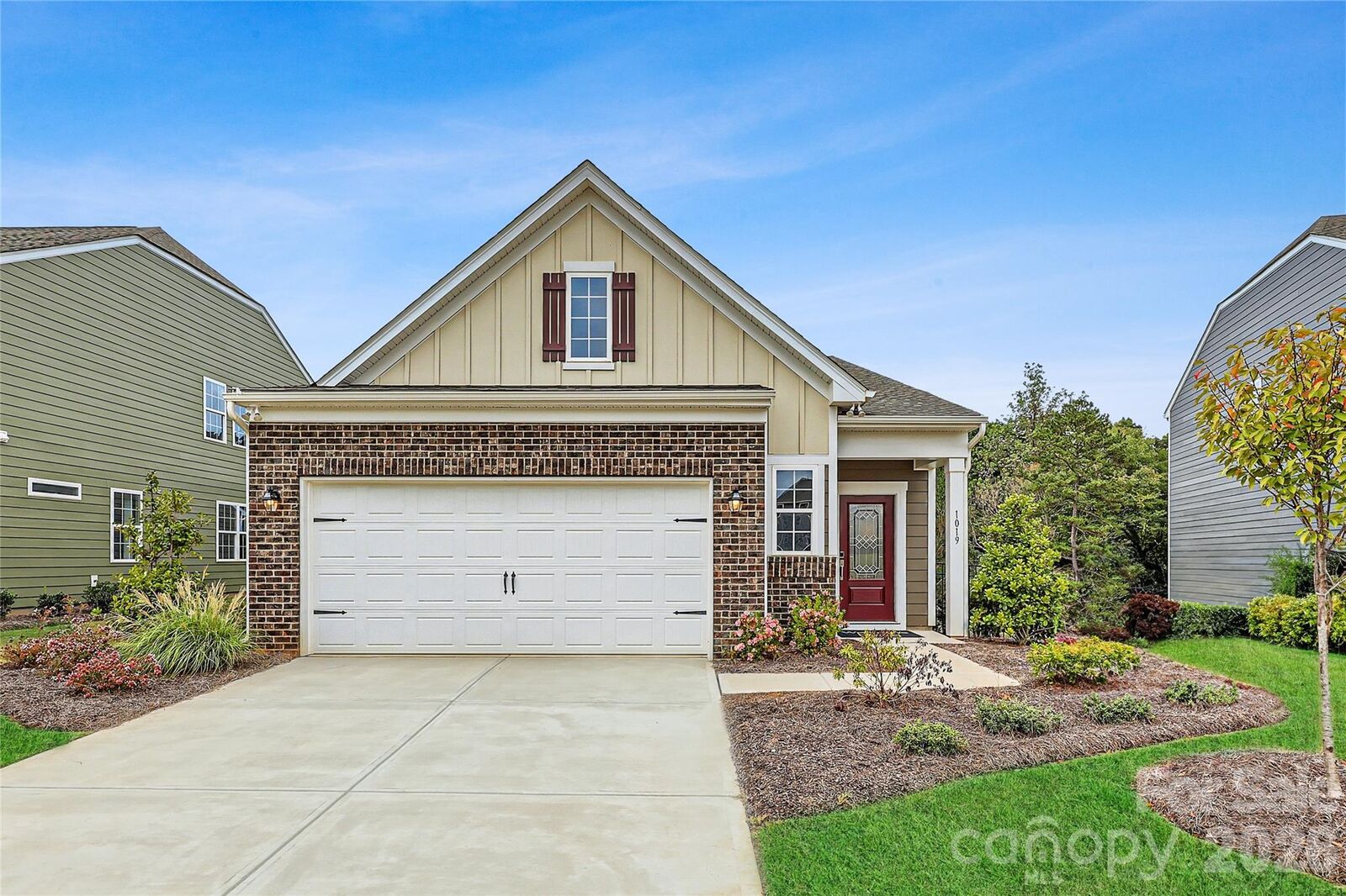 Property Photo:  1019 Lookout Shoals Drive  SC 29715 