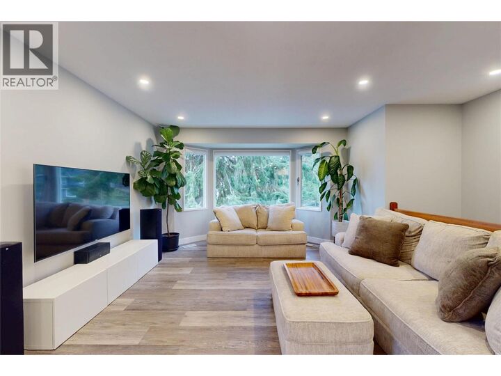 Property Photo:  3125 McIver Road  BC V4T 1E7 