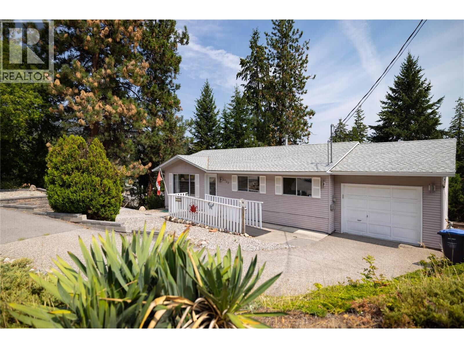 Photo de la propriété:  3439 McIver Road  BC V4T 1H7 