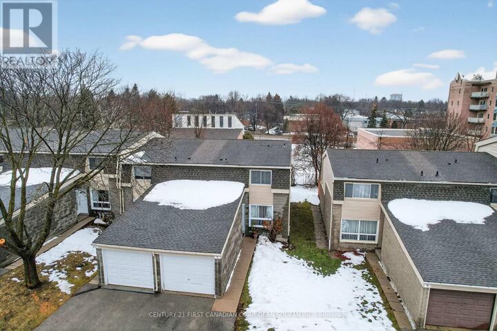 Photo de la propriété:  1460 Limberlost Road 8  ON N6G 2C6 