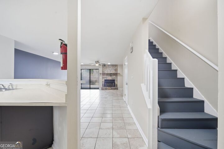 Property Photo: 3273 Tennington Place GA 30044