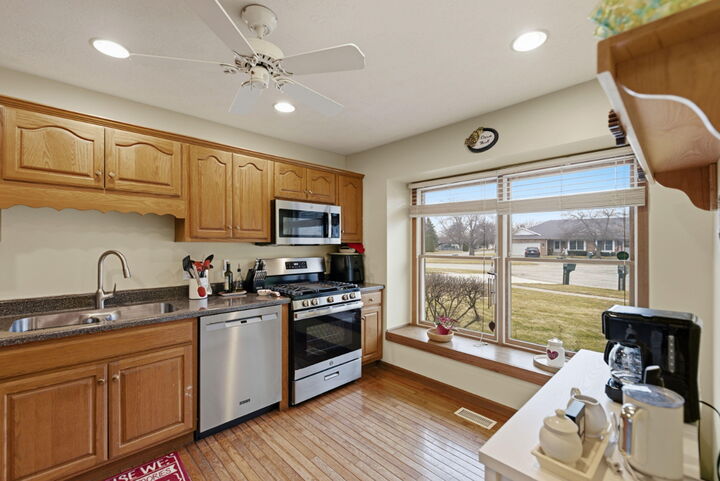 Property Photo: 712 Dogwood Court IN 46310