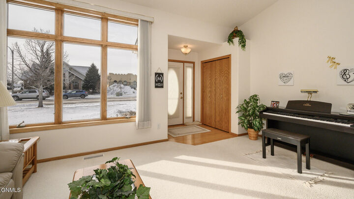 Property Photo:  756 W Interstate Avenue W  ND 58503 