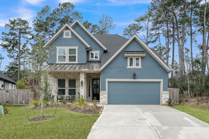 Property Photo: 227 Garden Rose Trail TX 77318