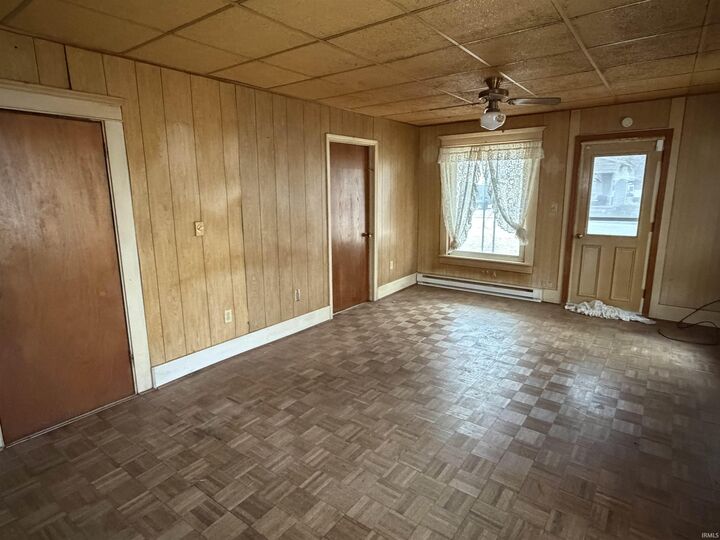Property Photo:  715 Elm Street  IN 46733 