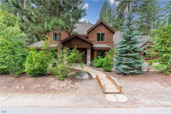 Property Photo: 250 Pine Cone Road NV 89451