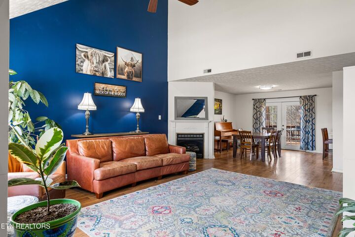 Property Photo: 1004 Sugar Creek Lane TN 37920