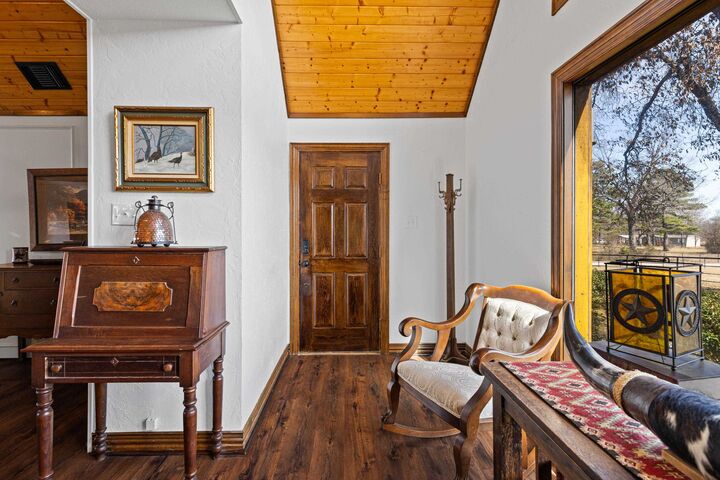 Property Photo:  8899 NE County Road 2100  TX 75487 