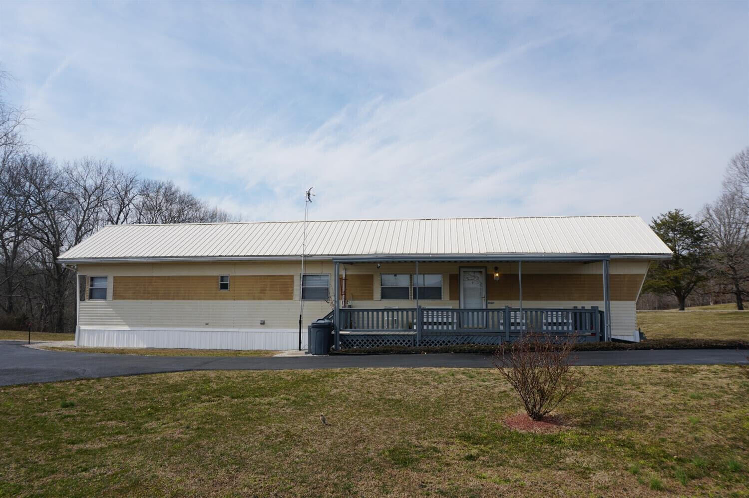 Property Photo: 289 Tug Branch Road KY 40312