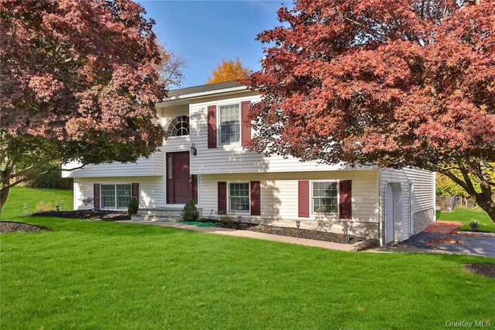 Property Photo:  15 Pine Drive  NY 10980 