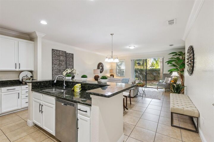 Property Photo: 8410 Kelsall Drive FL 32832