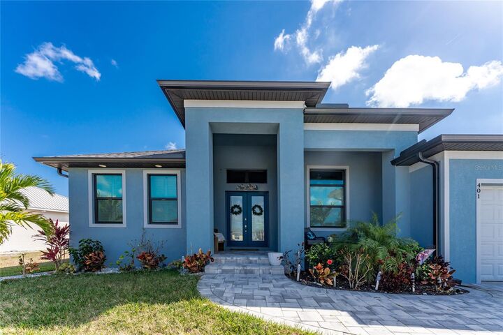 Property Photo:  401 Albatross Road  FL 33947 