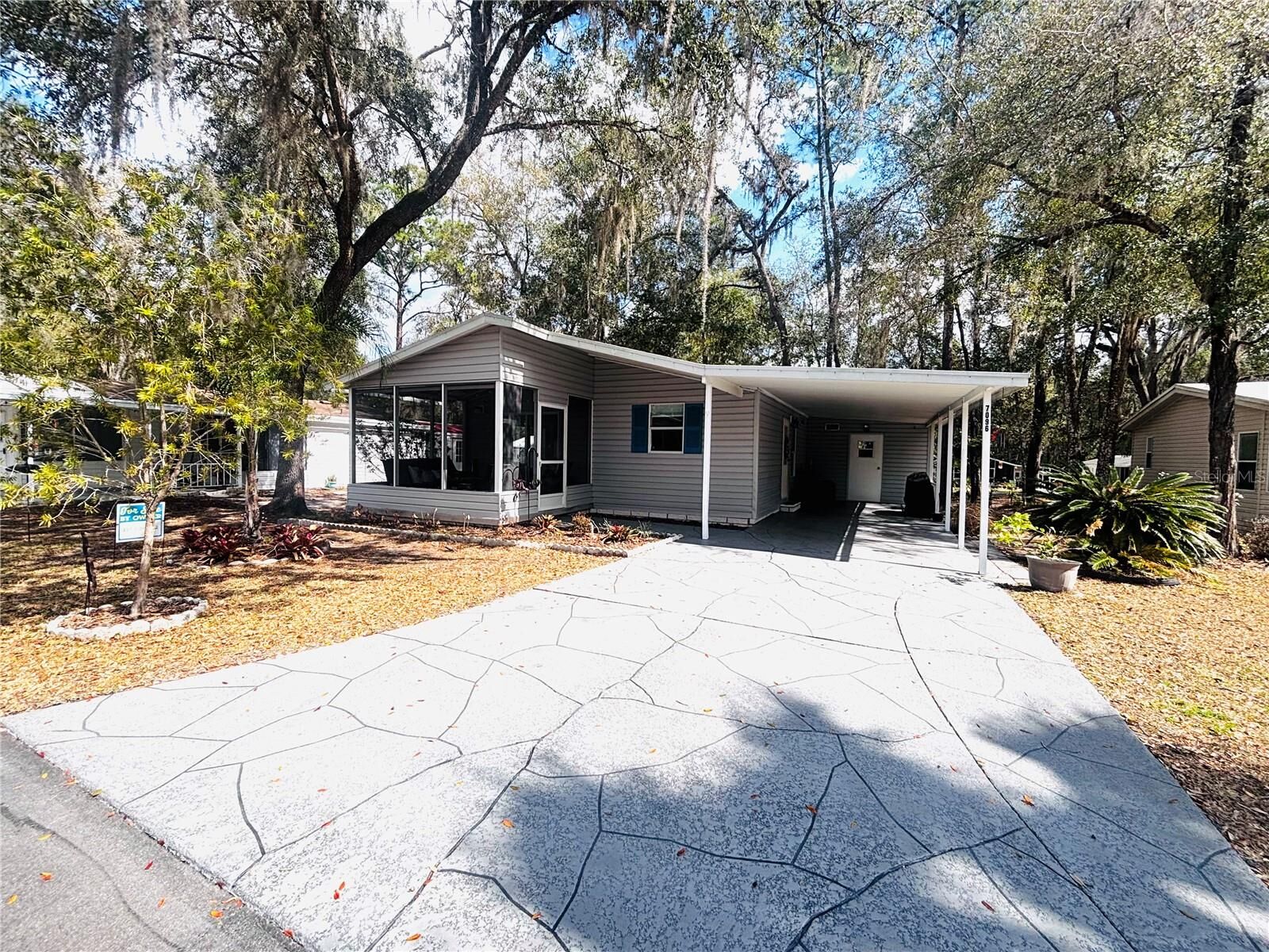 Property Photo: 7096 Spanish Moss Lane FL 34601