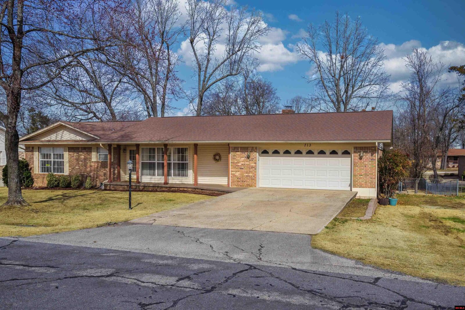 Property Photo:  713 Baxter Avenue  AR 72653 