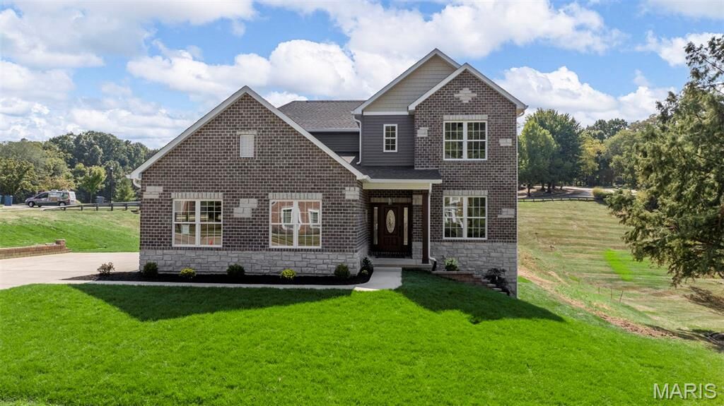 Property Photo: 1556 Wildhorse Parkway Drive MO 63005