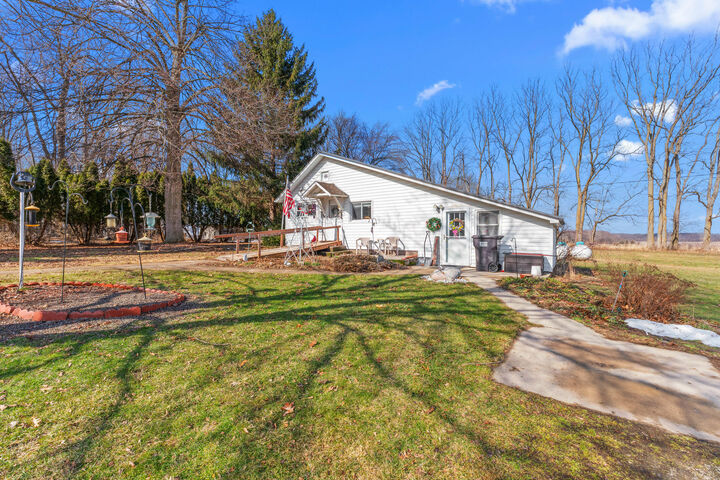 Property Photo: 11695 Riker Road MI 49252