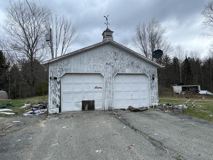 Property Photo: 22 Robins Way ME 04282