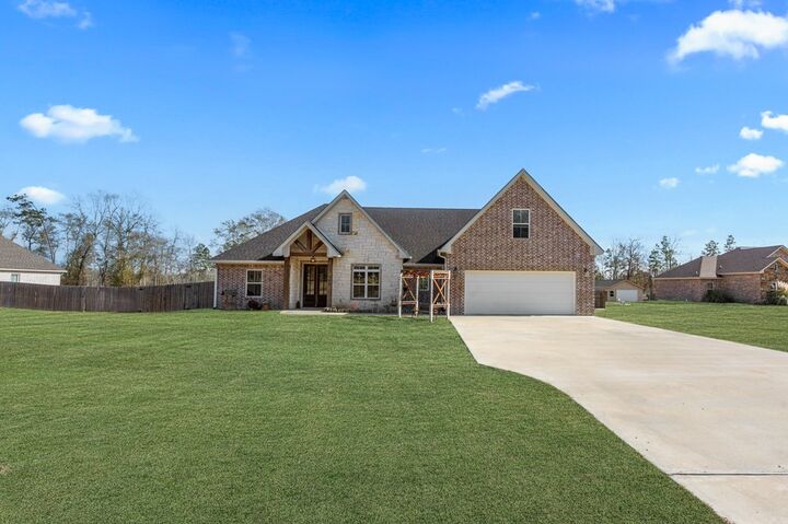 Property Photo:  193 Cc Road  TX 75941 