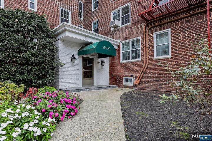 Property Photo:  8400 Jfk Blvd E 2B  NJ 07047 