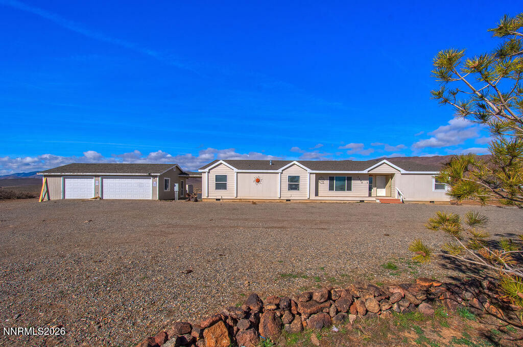 Property Photo: 4595 Hackamore Lane NV 89429
