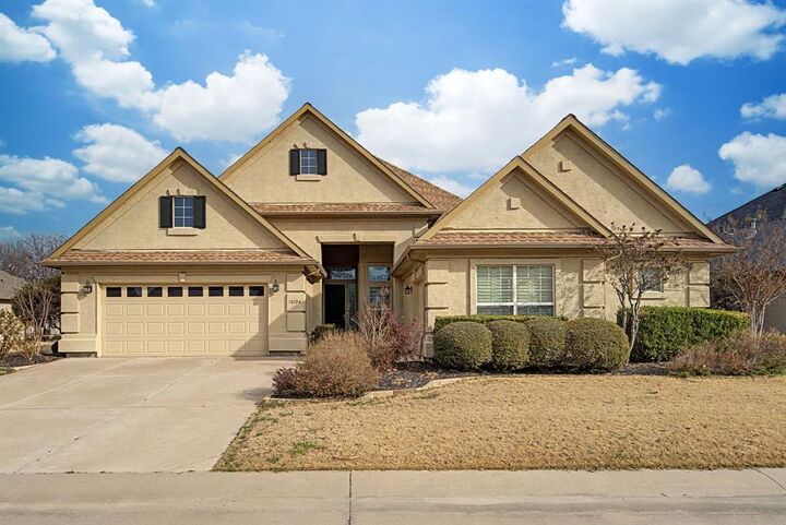 Property Photo:  10104 Soriano Street  TX 76207 