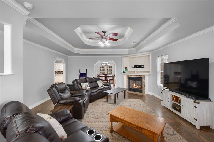 Property Photo: 1011 W Green Acres Place AR 72758