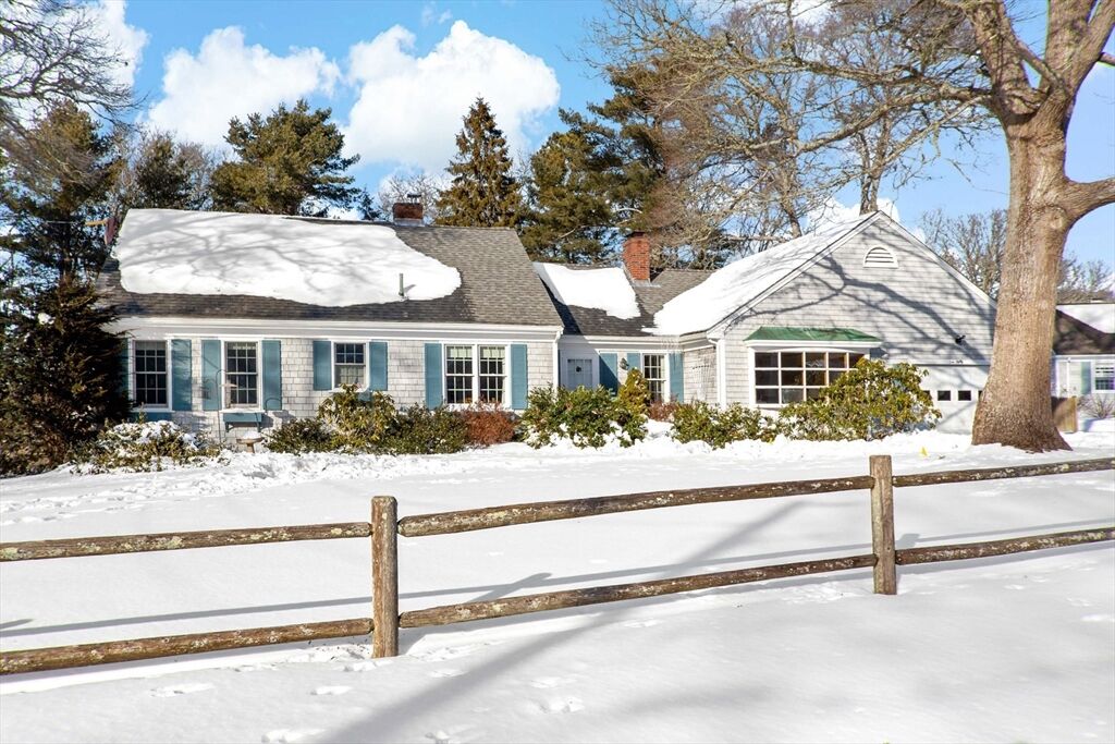 Property Photo:  180 Pond View Drive  MA 02632 