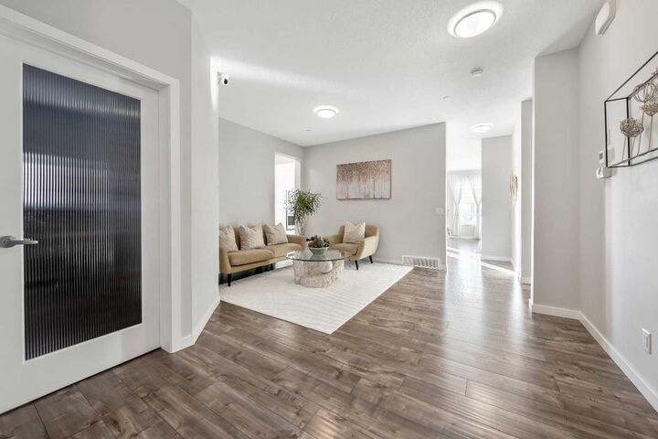 Property Photo: 240 Lucas Crescent NW AB T3P 1M8
