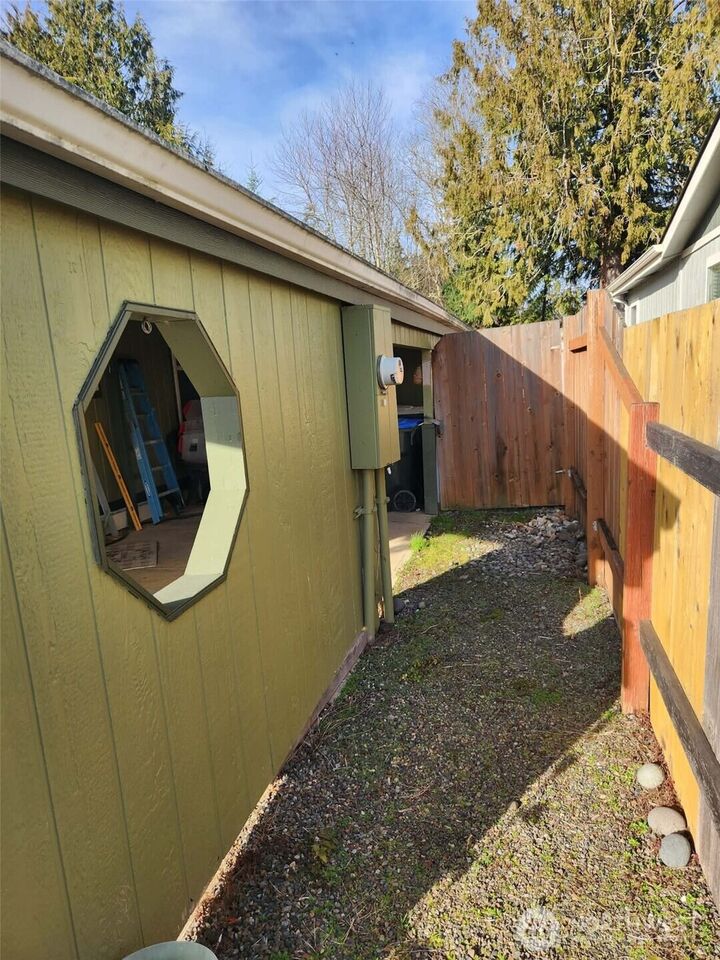 Property Photo:  1101 S Scheuber Road 10  WA 98531 