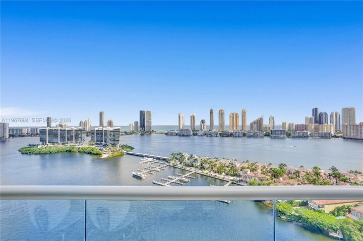 Property Photo: 7000 Island Blvd 2404 FL 33160