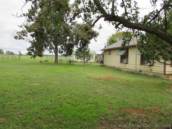 Property Photo: 2905 E 2110 OK 74743