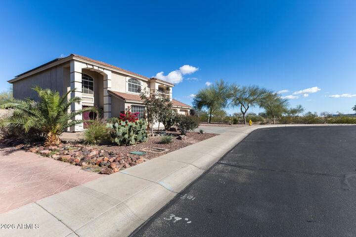 Property Photo:  22128 W Mesquite Drive  AZ 85326 