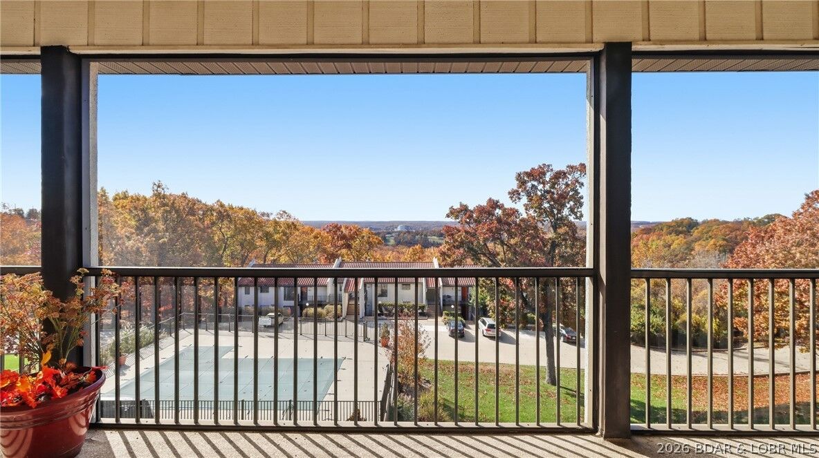 Property Photo:  65 Laguna Dr Laguna Drive 3C-761  MO 65049 