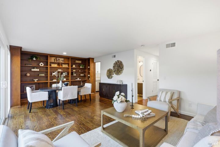 Property Photo: 19 Surrey Lane CA 94903