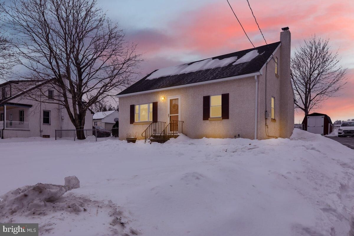 Property Photo:  757 N Manor Road  PA 19520 