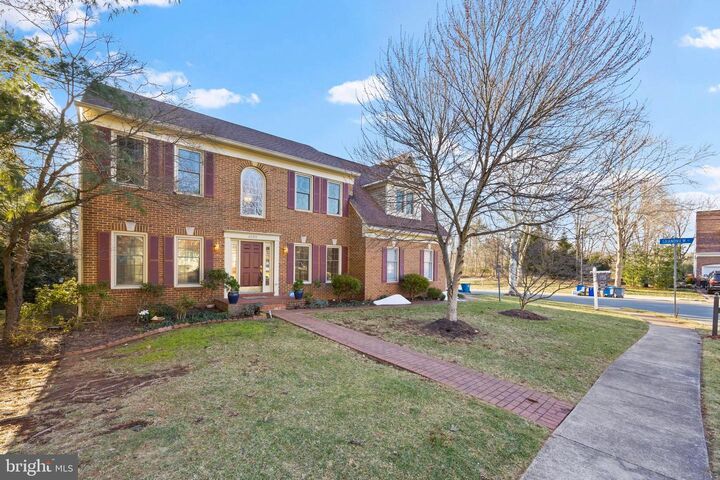 Property Photo:  47315 Vista Court  VA 20165 