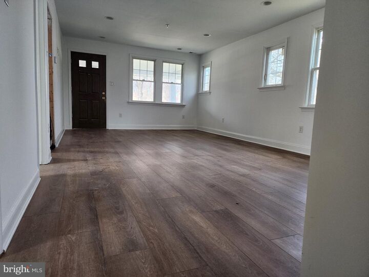 Property Photo:  3047 Douglas Street NE  DC 20018 