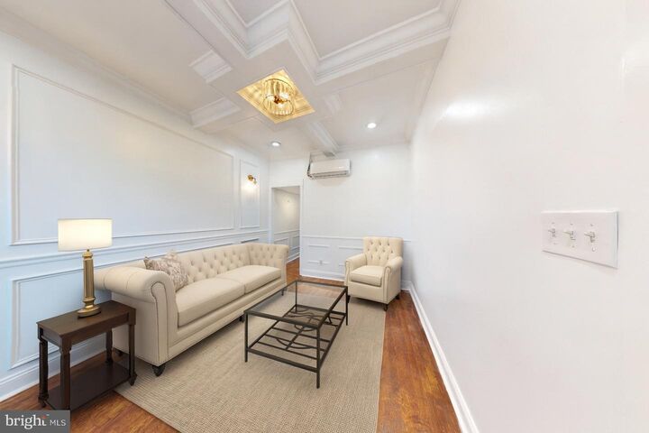 Property Photo:  1315 Pennsylvania Avenue SE B  DC 20003 