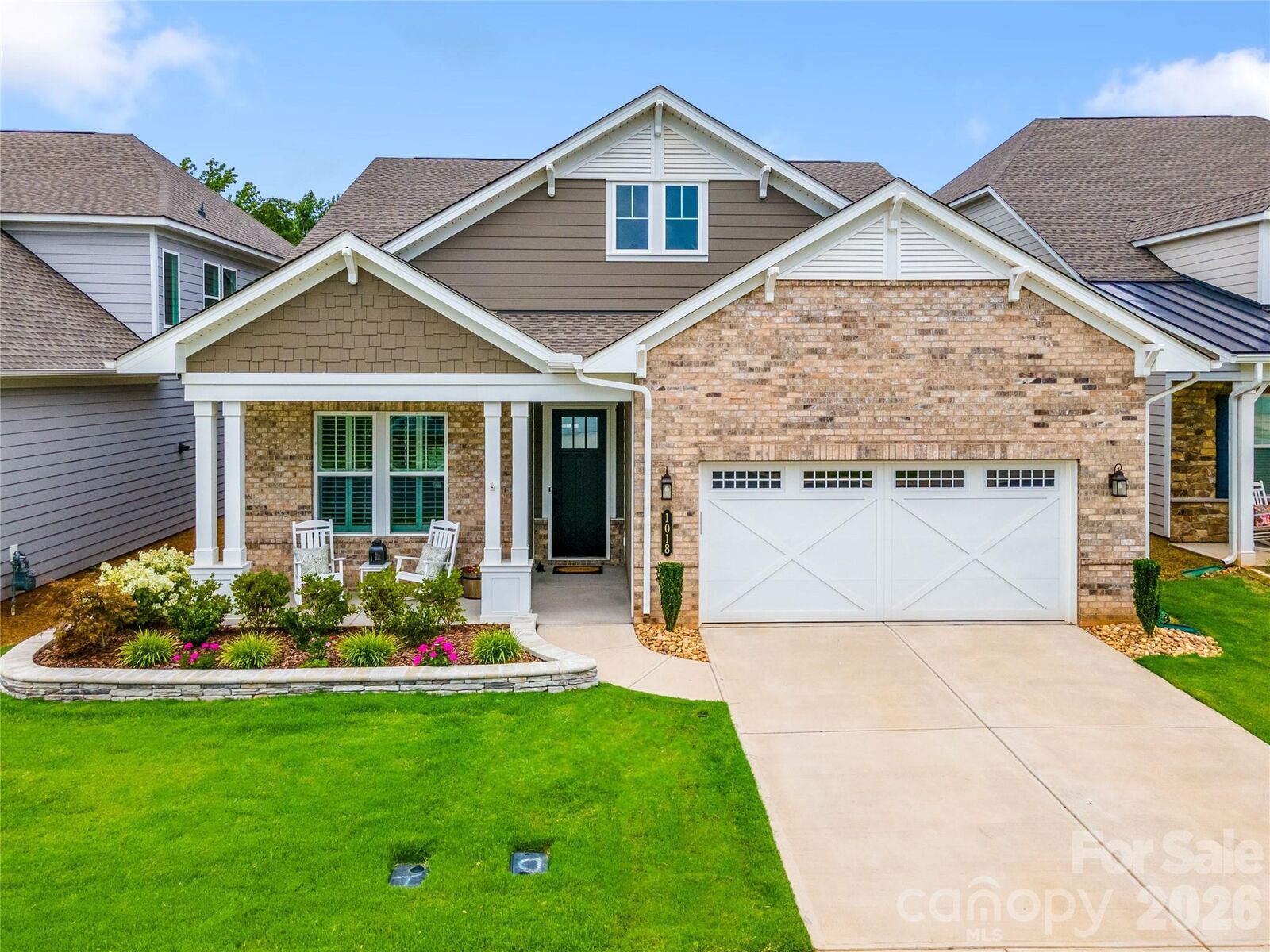 Property Photo:  1018 Lake Como Drive  NC 28110 